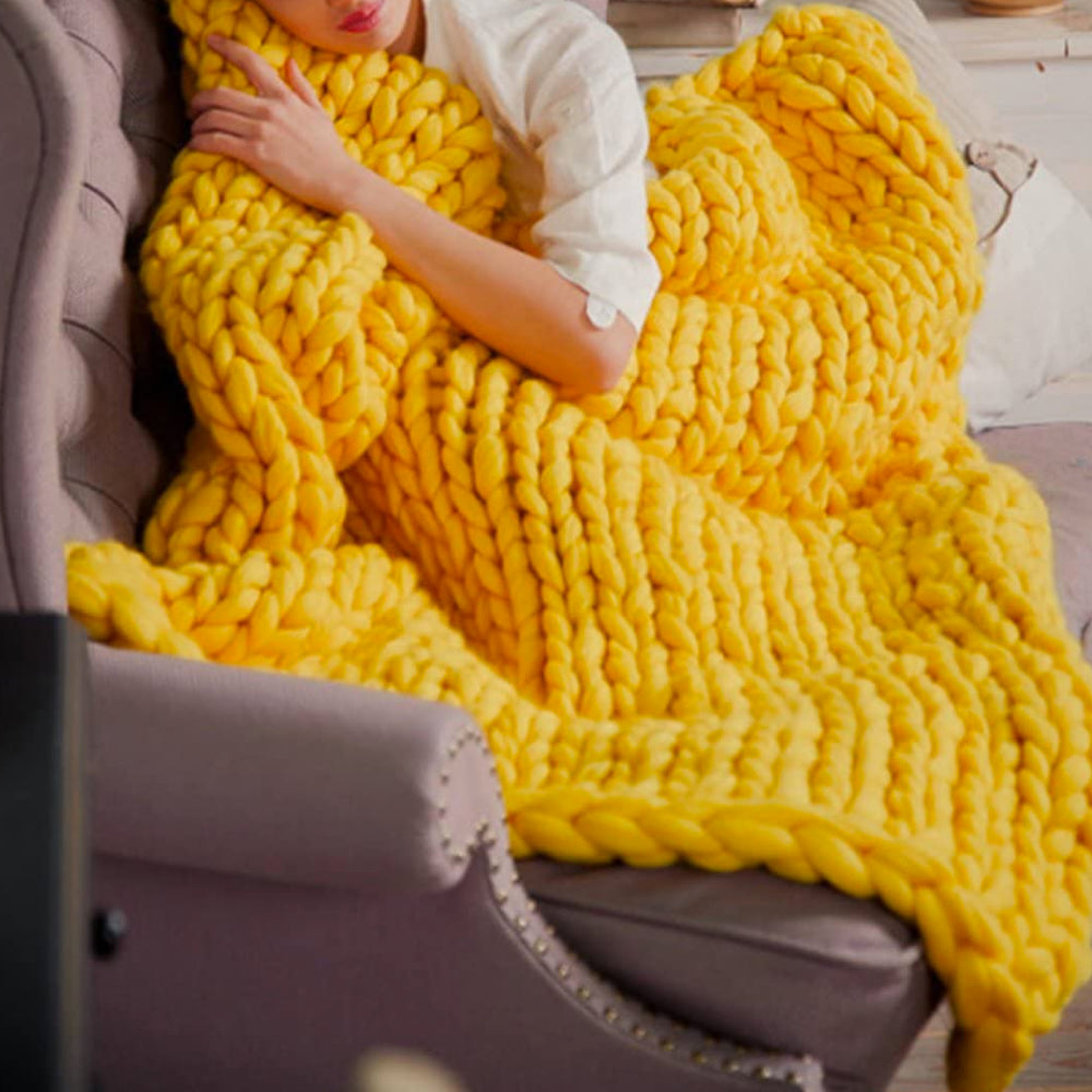 Uniek 1000g LuxaWool XXL chunky breigaren voor het maken van gepersonaliseerde luxe dekens en kussens. DIY cadeau.