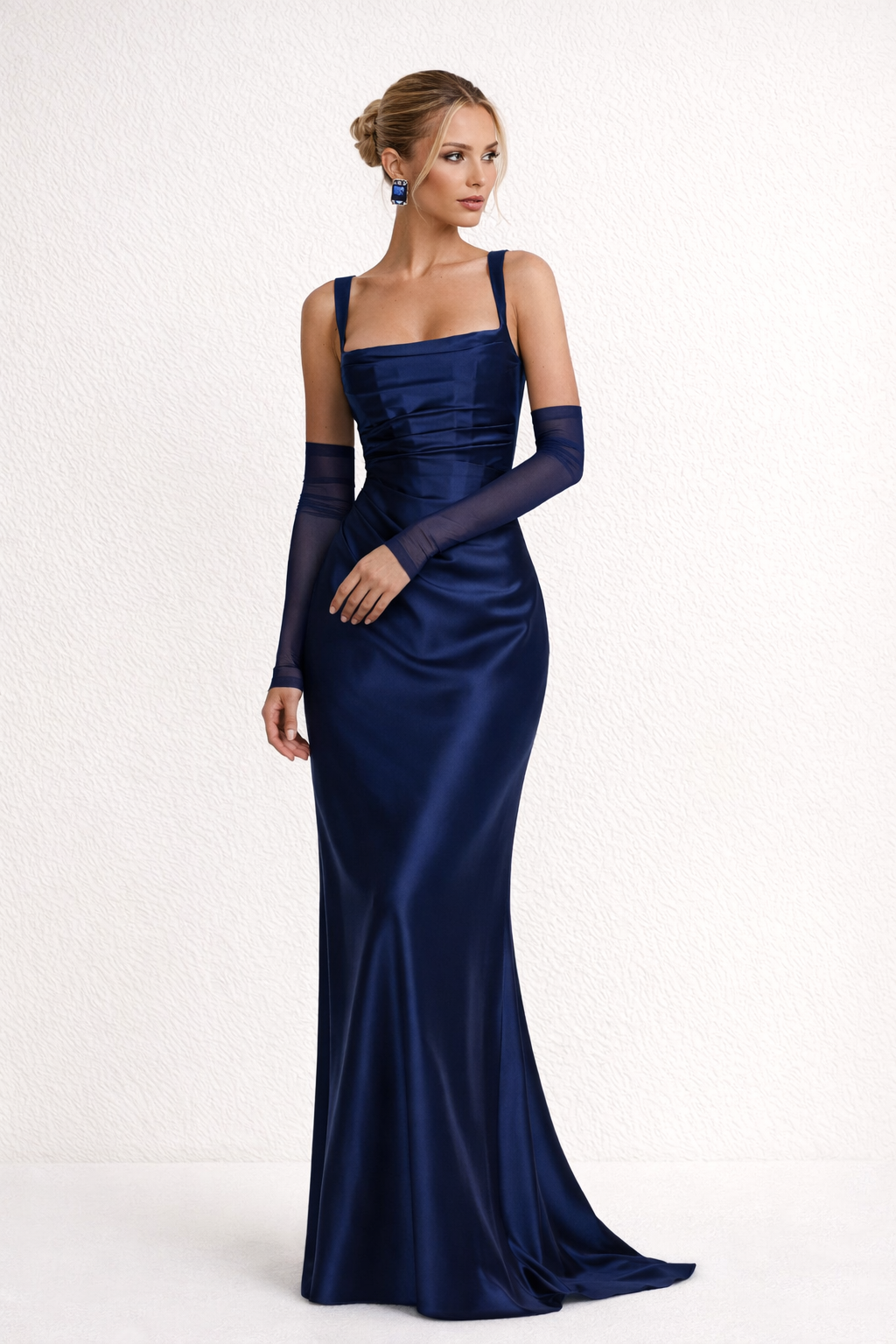 Stijlvolle slim fit strapless maxi jurk voor vrouwen, benadrukt de lichaamsvorm, ideaal voor feestelijke avonden.