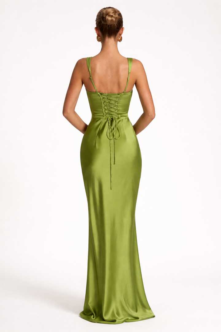 Comfortabele groene strapless maxi jurk voor dames, ideaal voor zomerse avonden en evenementen.