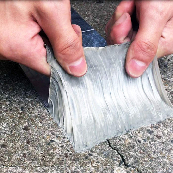 AquaSeal waterdichte tape in close-up, toont flexibiliteit en extreme kleefkracht.