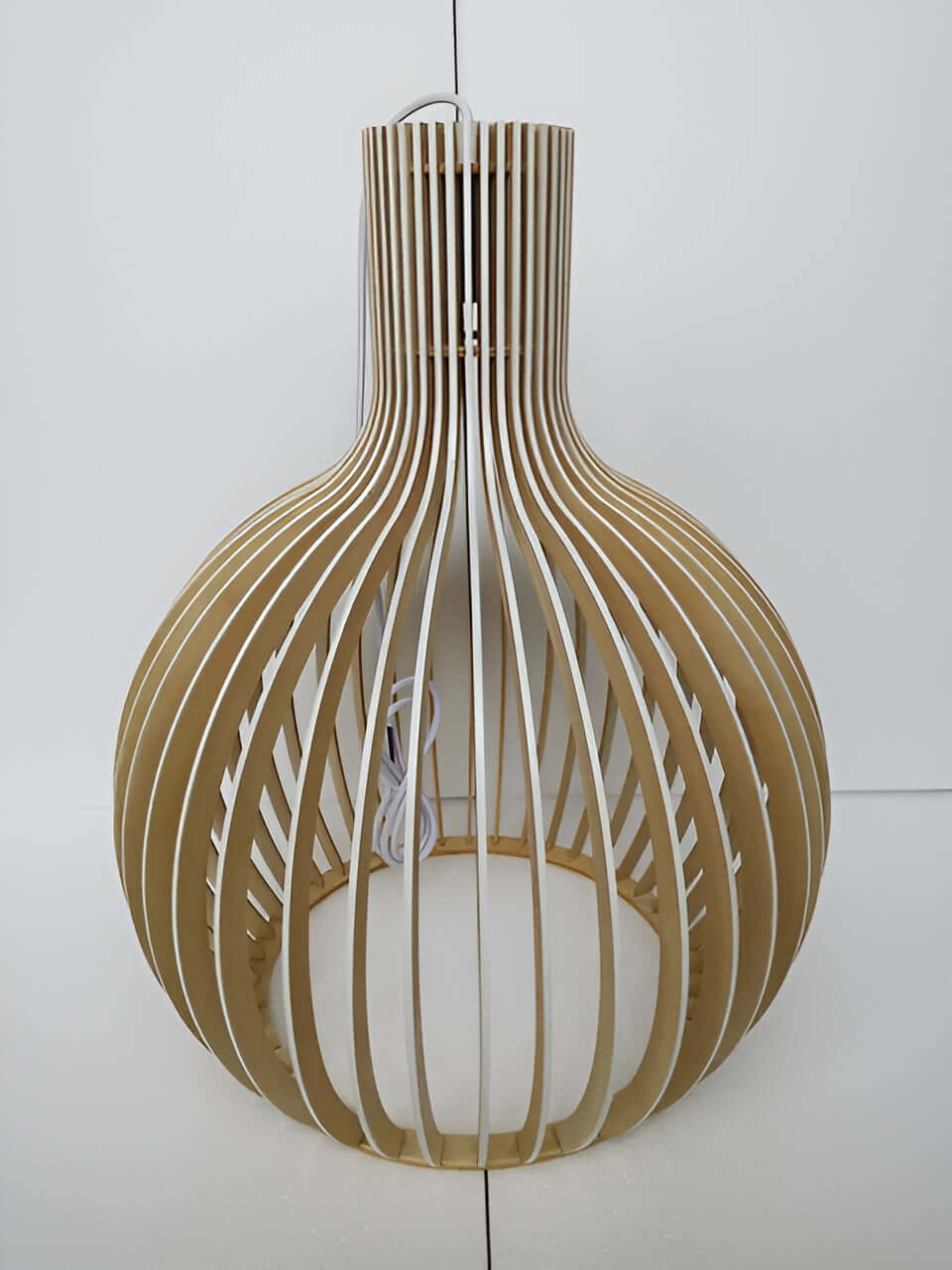 Rustieke Houten Hanglamp met Kooiontwerp