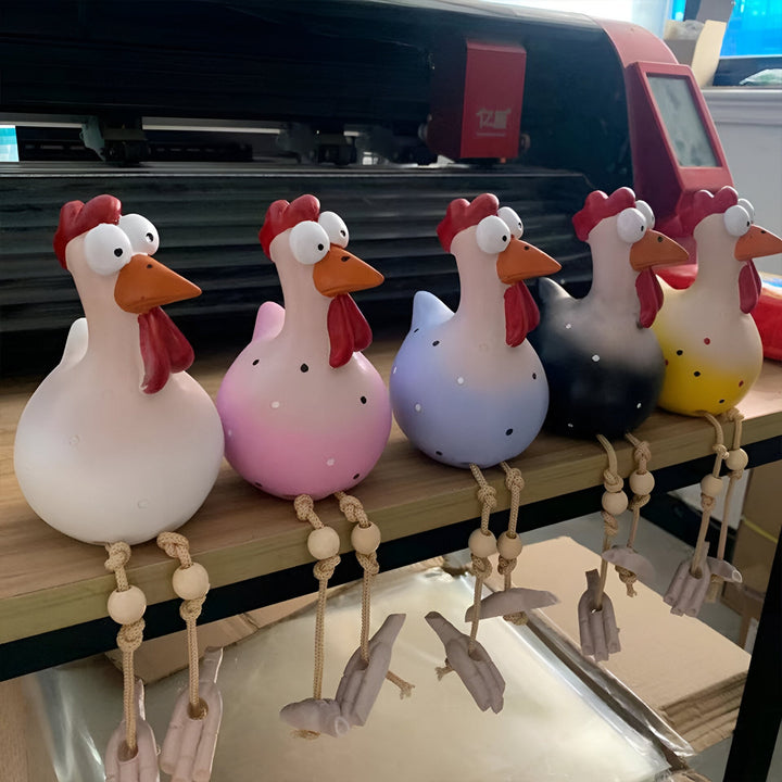 Decoratieve kip met grote ogen voor de tuin