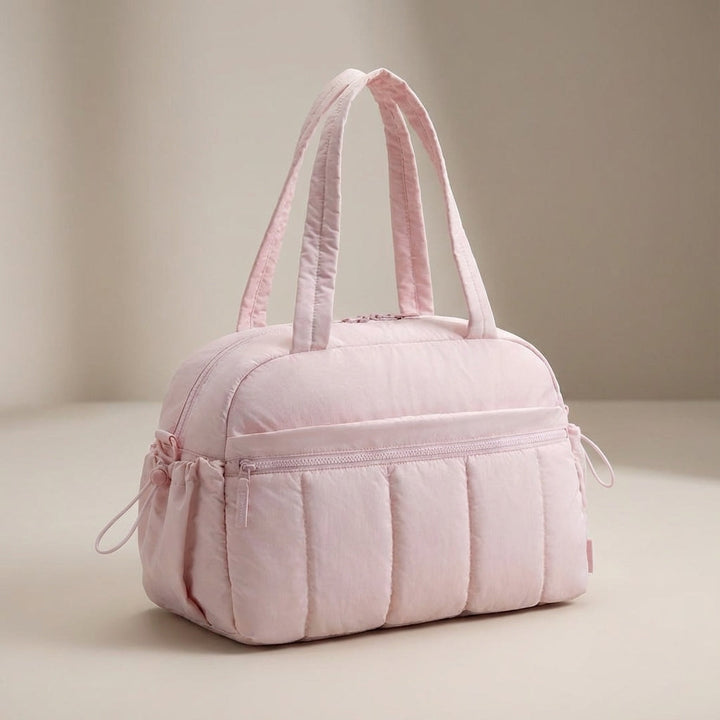 Waterbestendige Aerelle duffeltas, perfect als compacte weekendtas of handbagage voor damesreizen.