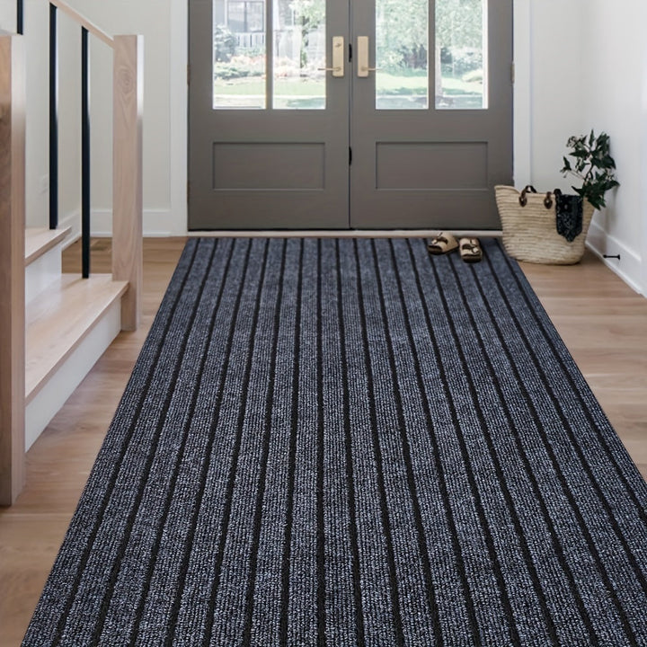 GripLuxe antislip tapijt loper, wasbaar en weerbestendig, veilig in elke ruimte.
