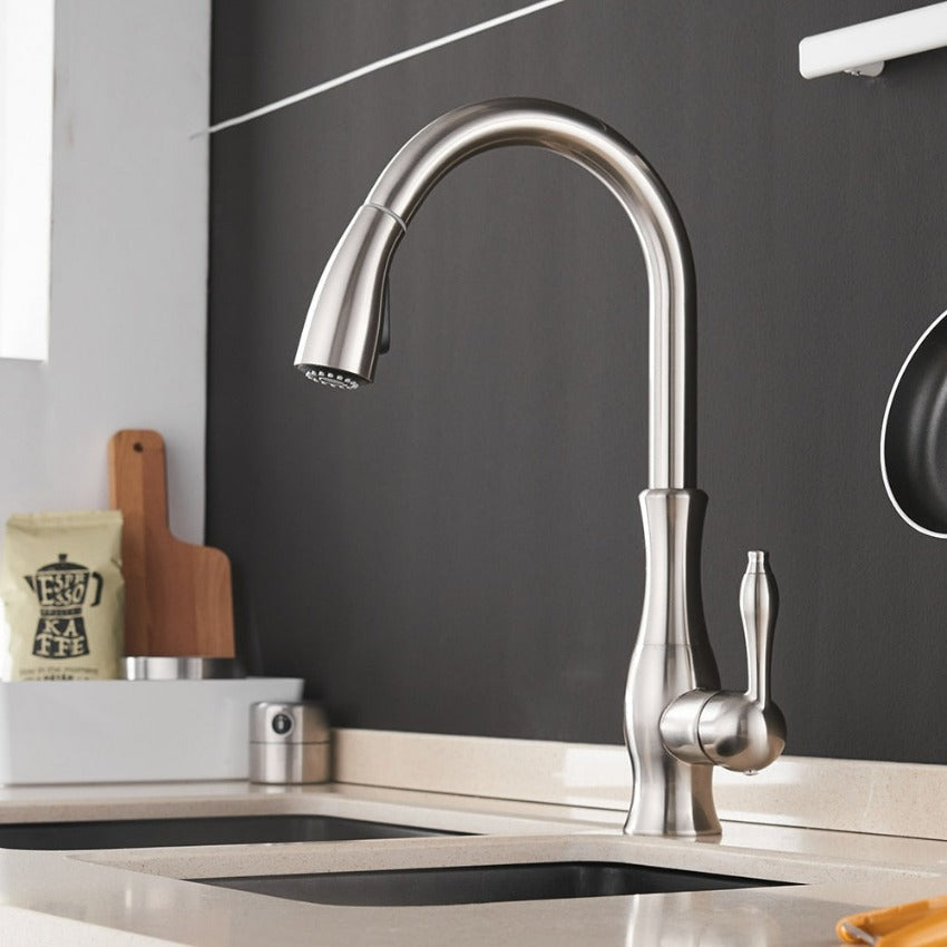 Anton keukenkraan in geborsteld nikkel, uittrekbaar, modern design, flexibel gebruik, voor stijlvolle keukens