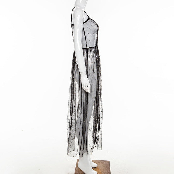 Mouwloze Maxi Mesh Jurk in Zwart, Boho-stijl, met transparant netweefsel en pailletten, perfect voor de zomer.