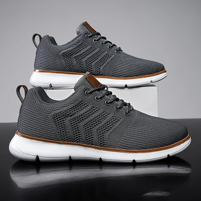 Ademende heren sneakers met lichtgewicht mesh-ontwerp, moderne esthetiek en uitstekend comfort voor actieve mannen.