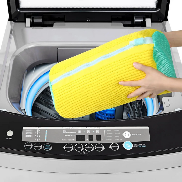 Ademende schoenwaszak voor de wasmachine, beschermt en verzorgt diverse schoentypes, robuust en veilig.