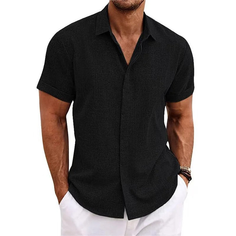 Ademend zomerpoloshirt voor heren in elegant design, ideaal voor warme dagen, verkrijgbaar in vele kleuren.