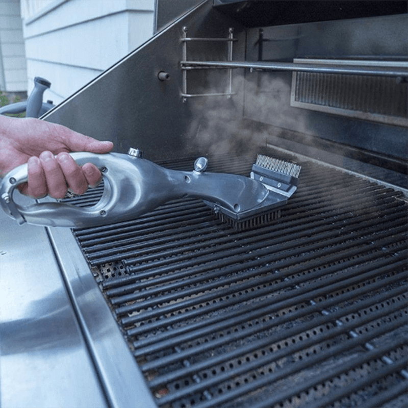 BBQ stoomreinigingsborstel van roestvrij staal voor effectieve grillreiniging zonder chemicaliën, met ergonomische handgreep.