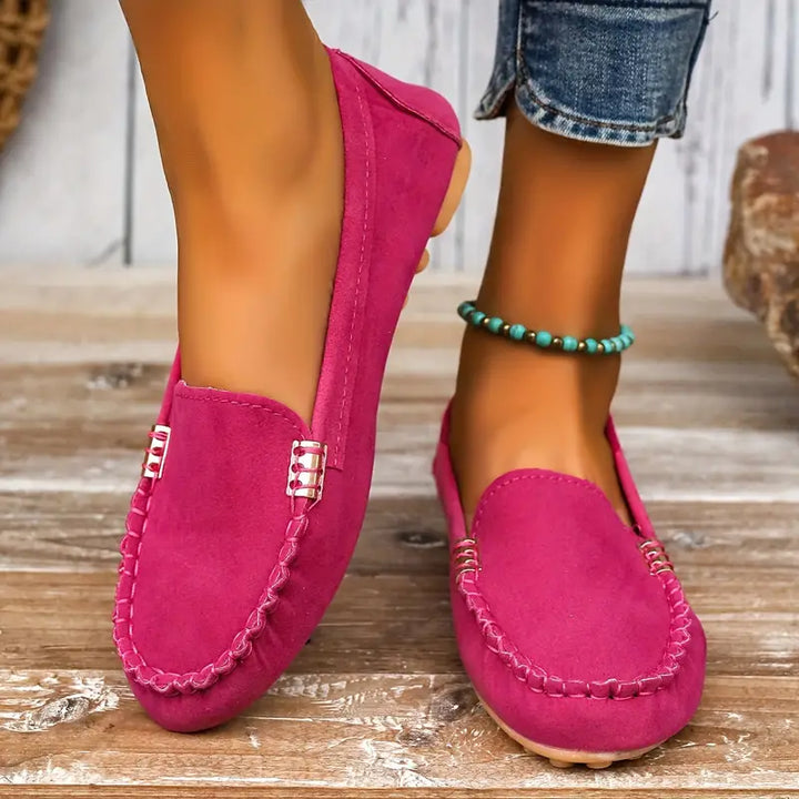 Turkooizen slip-on schoenen voor heren, een modieuze keuze voor een casual uitstraling.