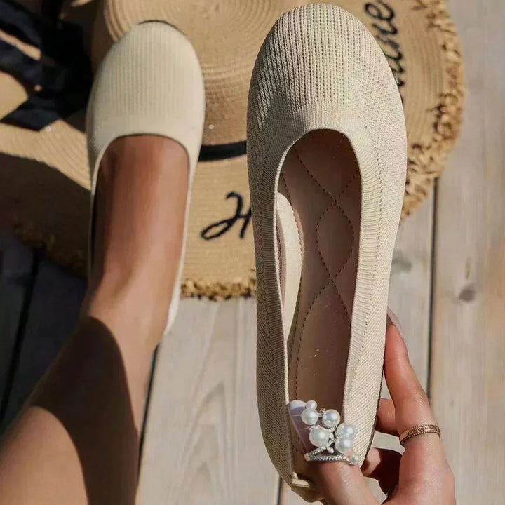 Comfortabele orthopedische dames instappers in elegant design met antislipzool voor de beste grip.