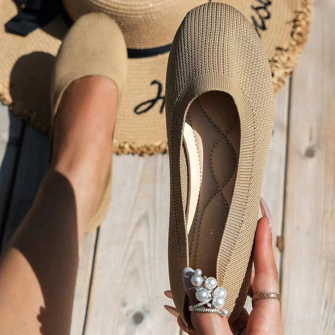 Comfortabele orthopedische dames instappers in elegant design met antislipzool voor de beste grip.