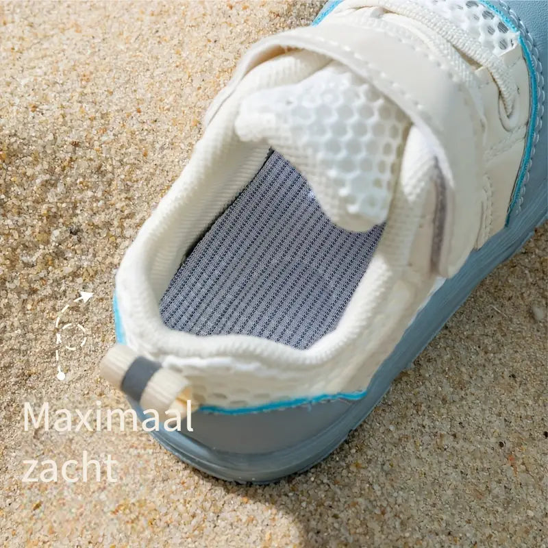 Baby comfortabele flexibele schoenen voor peuters, met antislip zool voor veilige en natuurlijke stapjes.