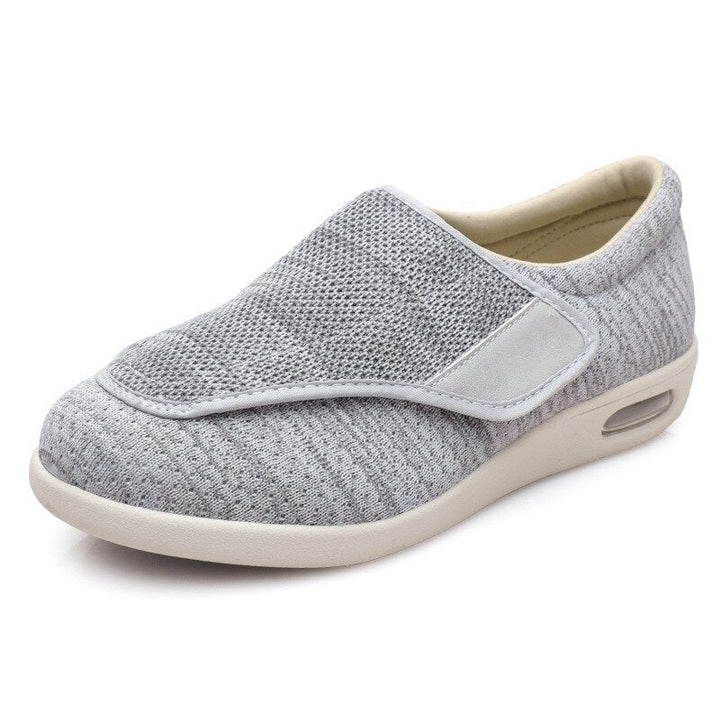 Orthopedische damesschoenen in beige, met ademend bovenmateriaal, perfect voor diabetesgerelateerde voetklachten.