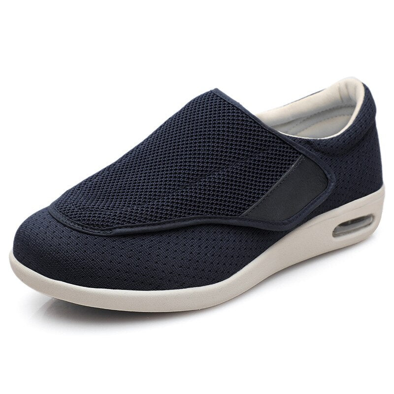 Orthopedische damesschoenen in beige, met ademend bovenmateriaal, perfect voor diabetesgerelateerde voetklachten.