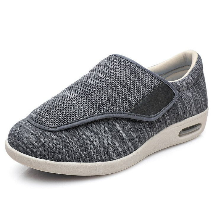 Orthopedische damesschoenen in beige, met ademend bovenmateriaal, perfect voor diabetesgerelateerde voetklachten.