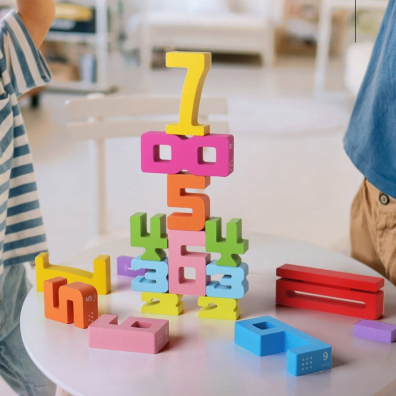 Kleurrijke educatieve leerblokken, ideaal voor kinderen om spelenderwijs cijfers te ontdekken; bevordert creativiteit en wiskundig begrip