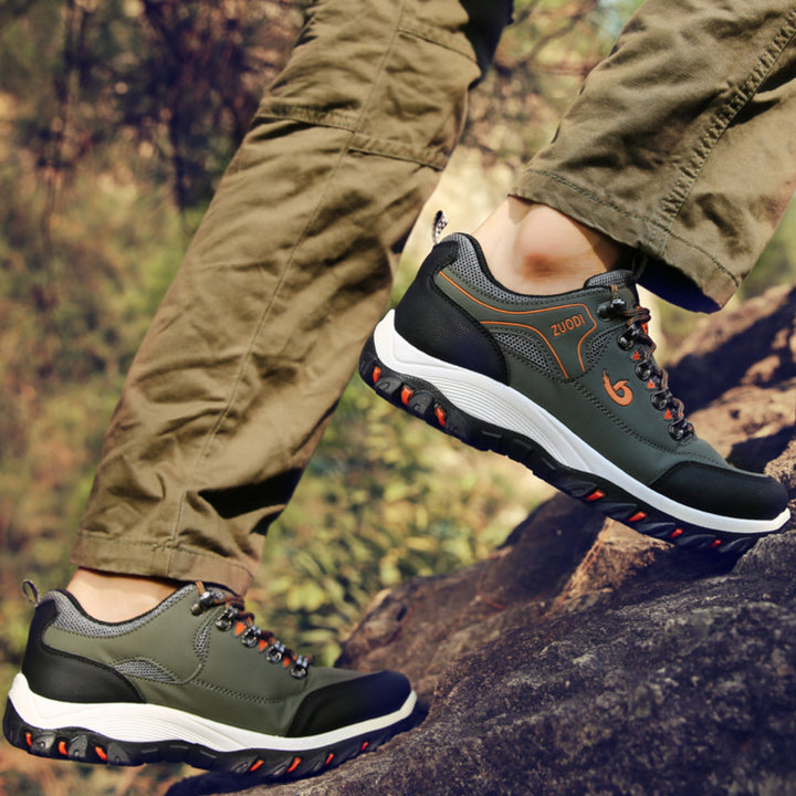OrthoQuest Camouflage orthopedische wandelschoen met schokdempende zool en ergonomisch ontwerp voor unisex comfort.