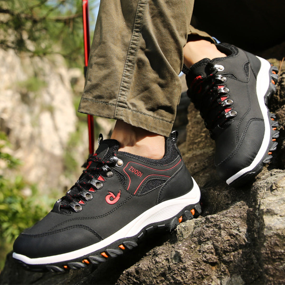 OrthoQuest Camouflage orthopedische wandelschoen met schokdempende zool en ergonomisch ontwerp voor unisex comfort.