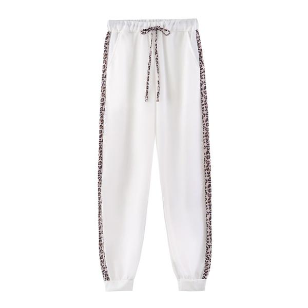 ComfyFit™ dames tracksuit, zacht en comfortabel. Casual joggingpak set, ideaal als loungewear of relaxkleding.