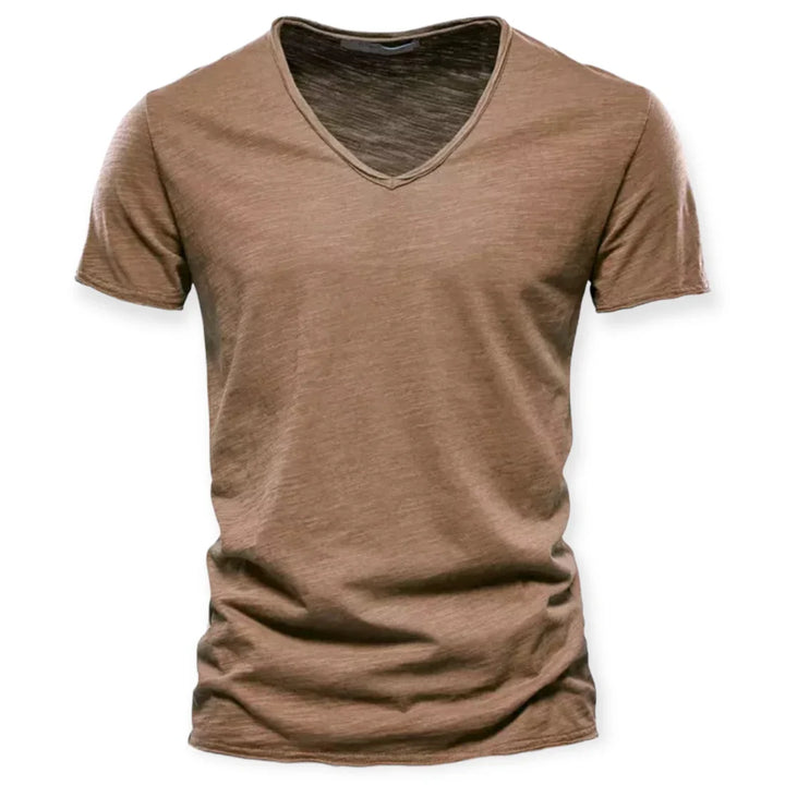 Eenvoudig en comfortabel heren V-hals t-shirt, een veelzijdige basic voor elke dag en elk seizoen.