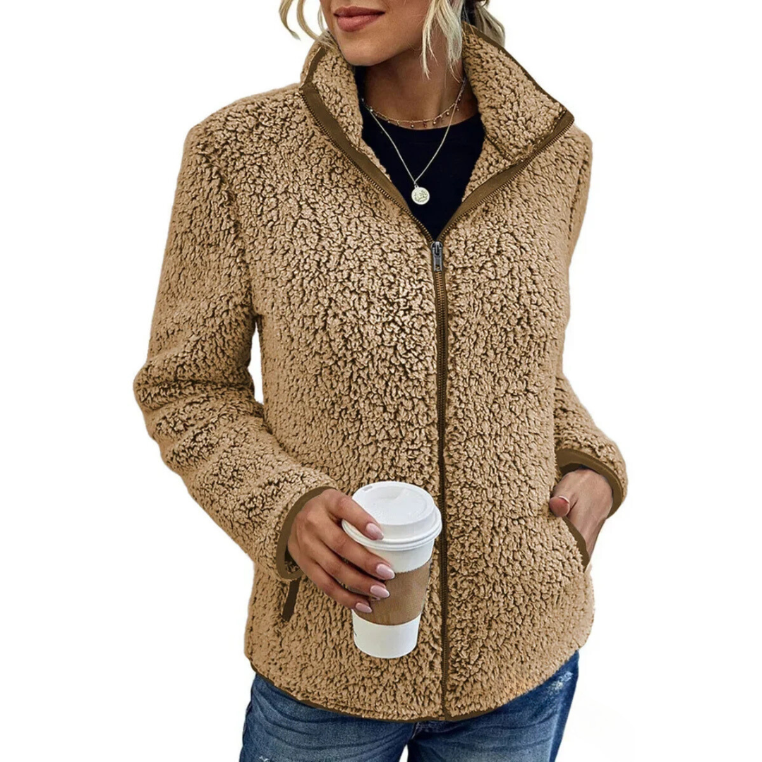 Petra dames fleecevest met extra hoge kraag voor comfort en warmte, een must-have winter item.