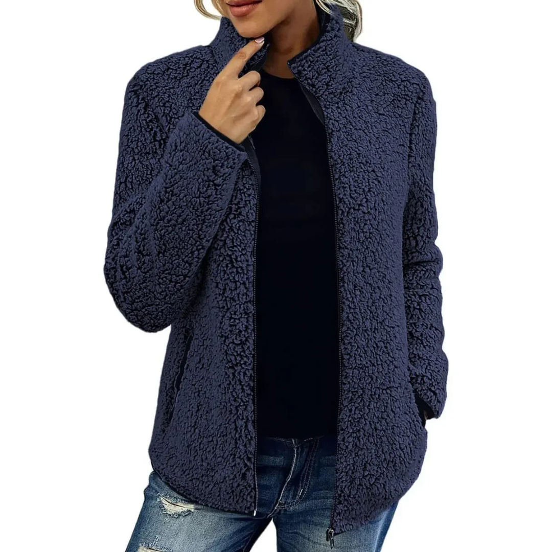 Stijlvol en comfortabel Petra dames fleecevest met hoge kraag, perfect voor dagelijks casual gebruik.