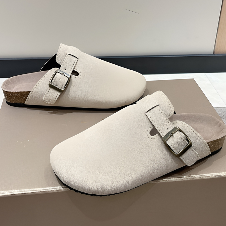 Grijze casual unisex strandsandalen met open design en ergonomisch voetbed, voor ultiem comfort.