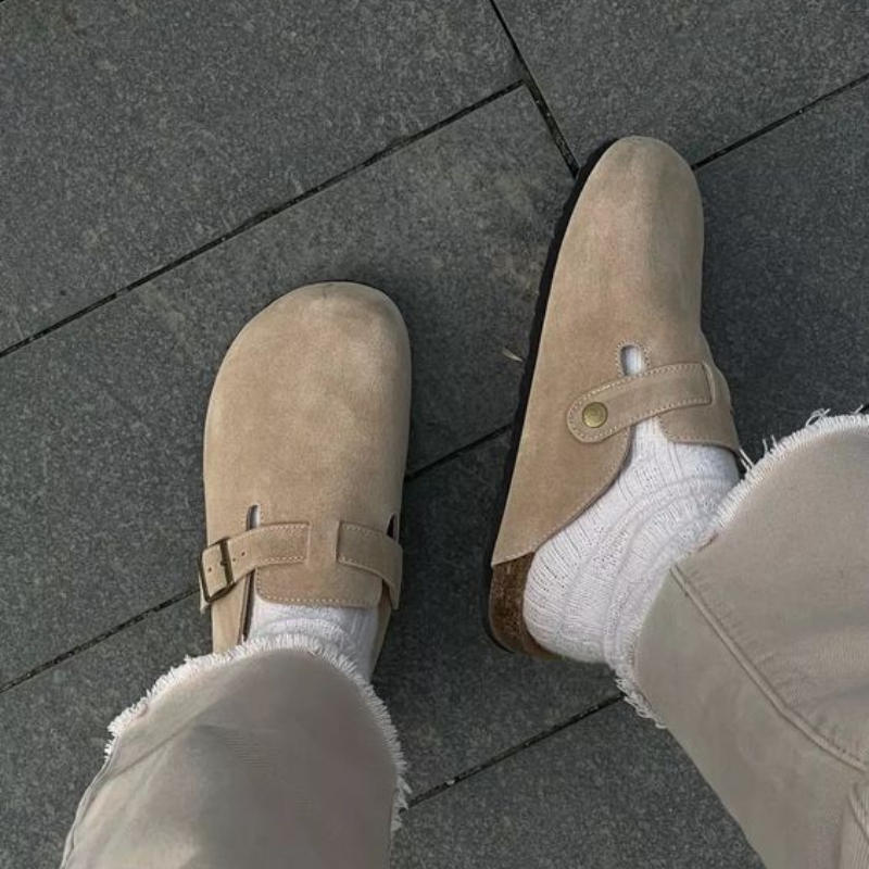 Veelzijdige comfortabele unisex sandalen, perfect als strandschoenen of casual zomerslippers.