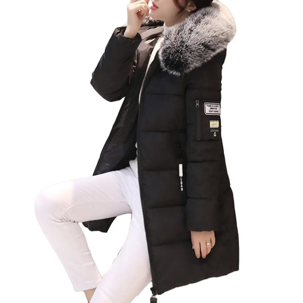 Hoge kwaliteit Elinora dames winterjas; warme, halflange jas met capuchon, essentiële wintercollectie.