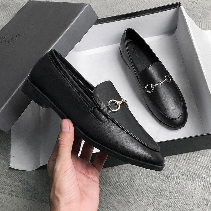 Comfortabele zwarte dames loafers, Evelins instappers ideaal voor een trendy en stijlvolle look.