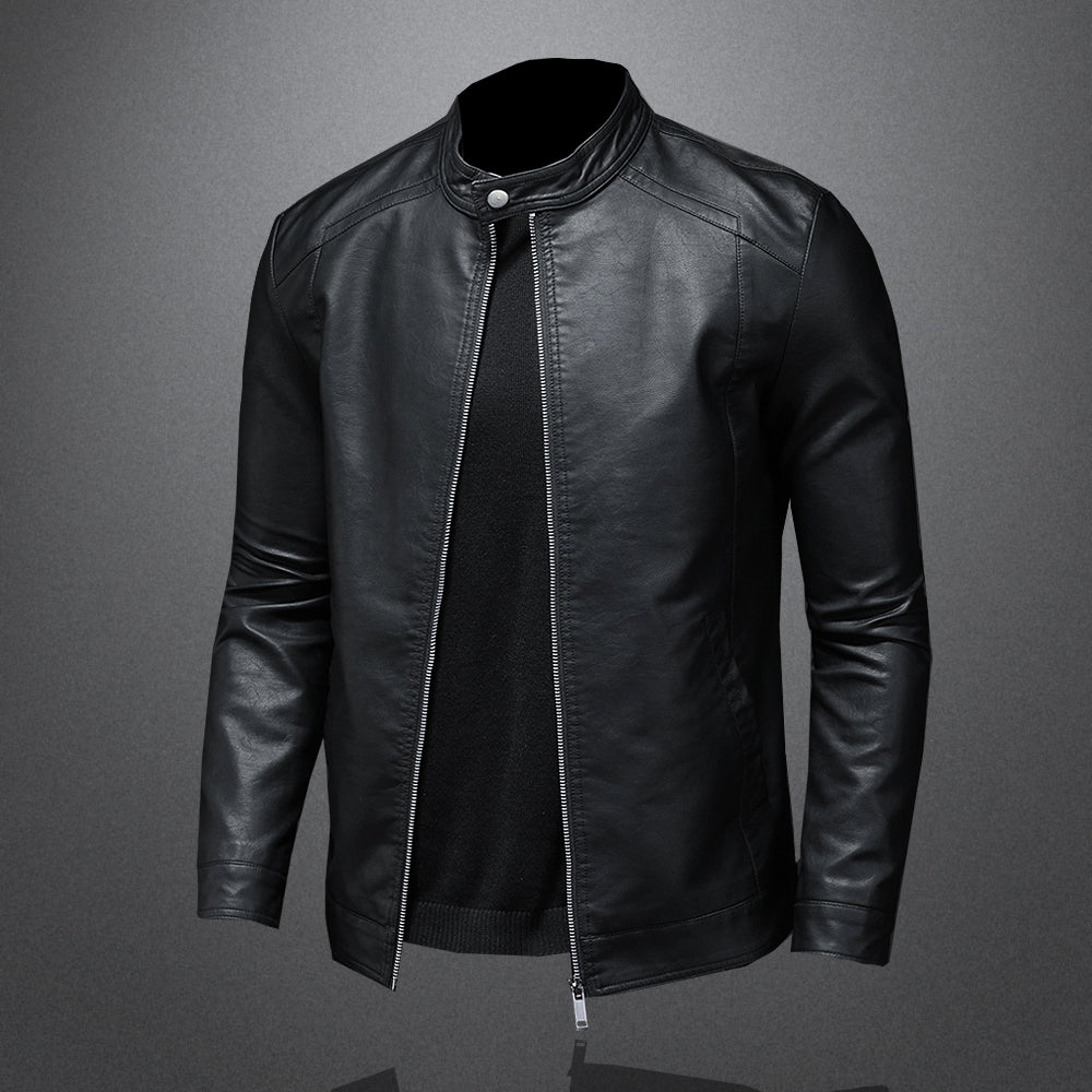 Moderne herenjas van zwart kunstleer, een comfortabel en duurzaam jack. Essentiële bovenkleding voor mannen.