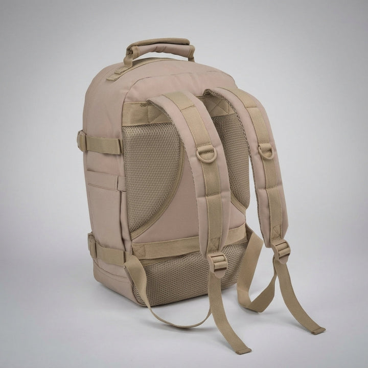 Ruime 30 liter compacte rugzak van NomadLite, perfect als handbagage die onder elke vliegtuigstoel past.