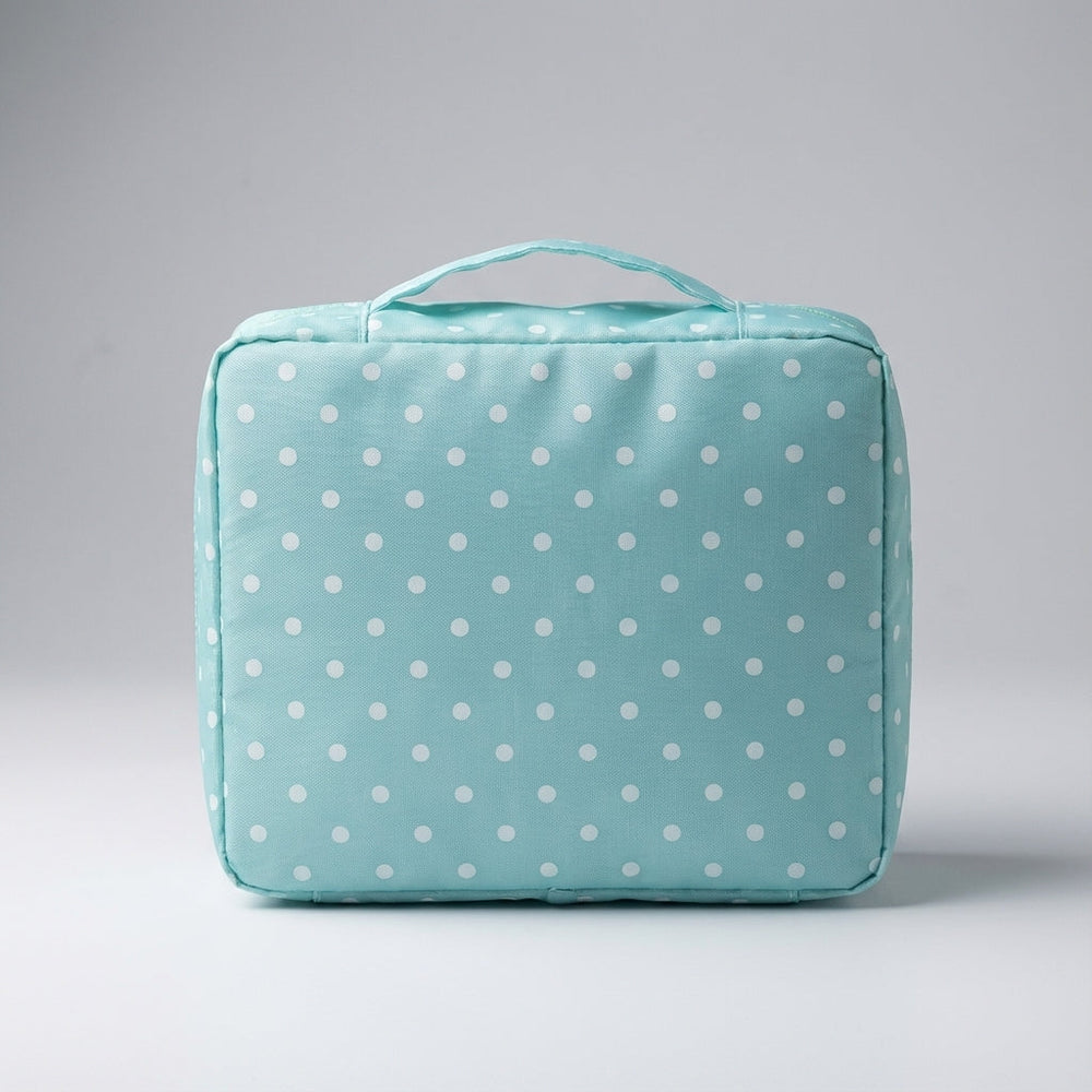 Open makeuptas organiser met diverse vakken voor cosmetica en accessoires. Perfecte compacte toilettas.