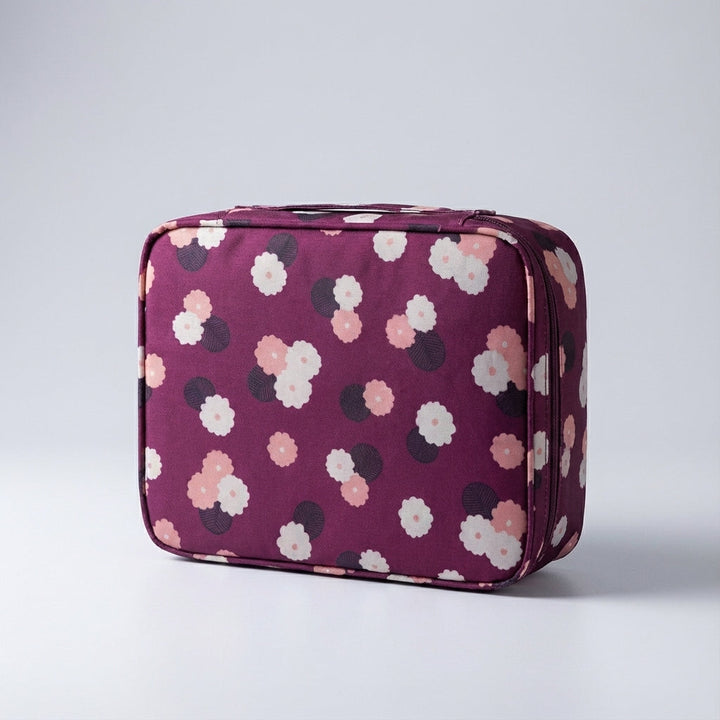 Waterdichte stof van de compacte makeuptas voor dames, beschermt cosmetica onderweg. Handige reis toilettas.