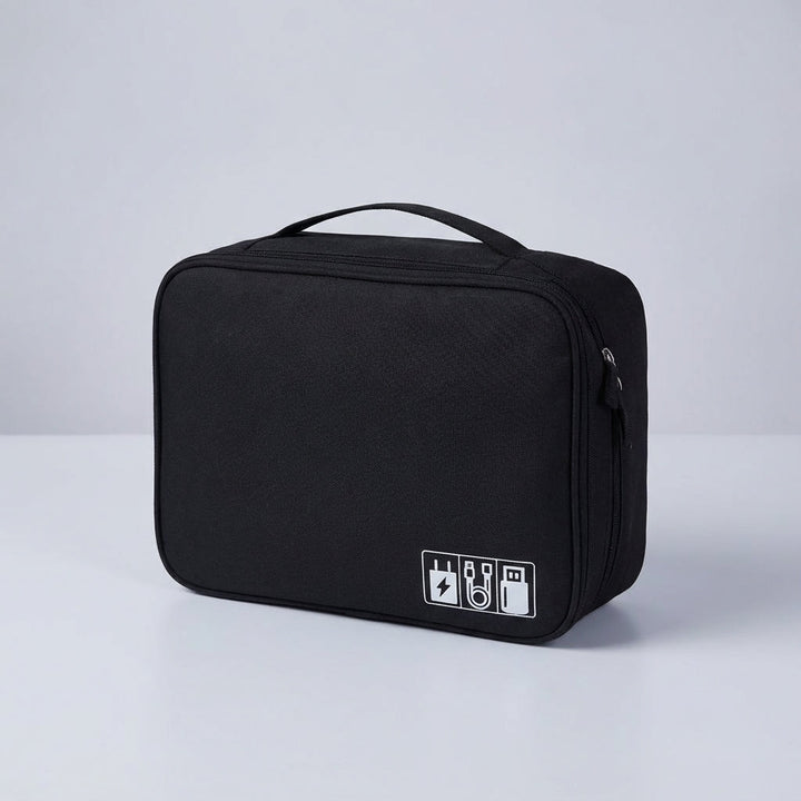 Gadget organizer met meerdere vakken voor USB-kabels, powerbank en adapters, perfect voor onderweg.