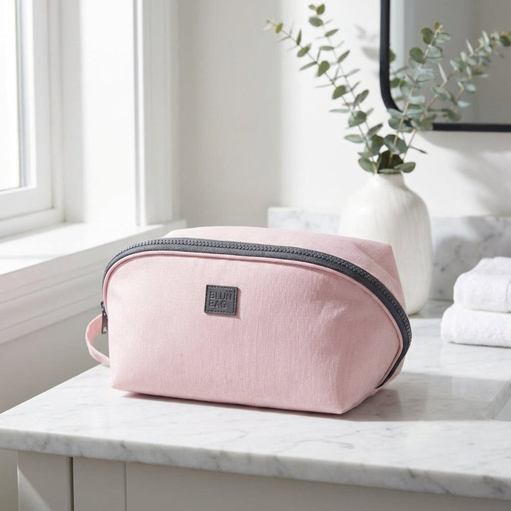 Compacte Packify reistoilettas voor dames en heren, ideaal voor al je reisbenodigdheden. Handzaam en veelzijdig.