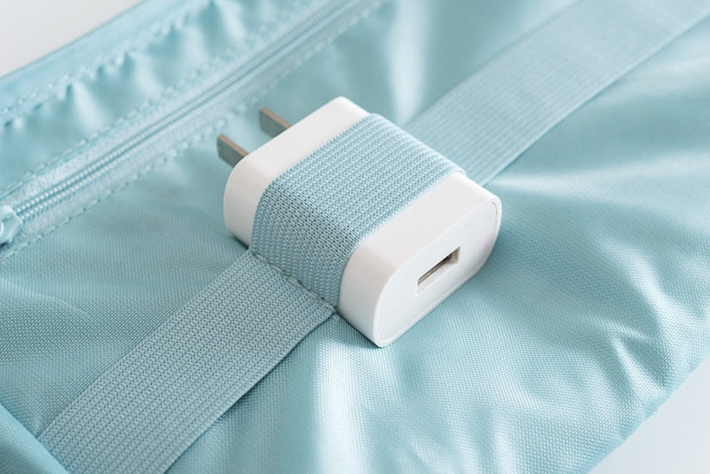 Reis essentieel: compacte waterdichte opbergtas voor elektronica en telefoon accessoires.