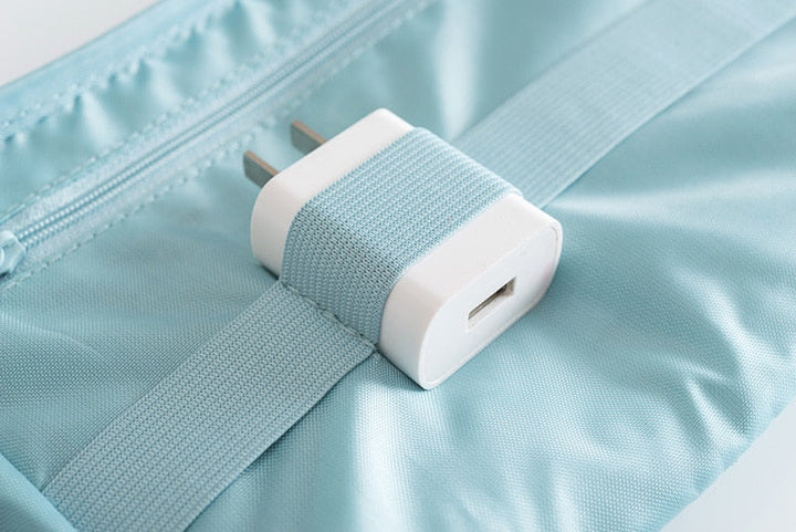 Reis essentieel: compacte waterdichte opbergtas voor elektronica en telefoon accessoires.
