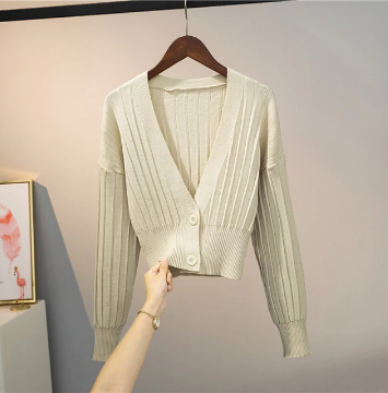 Veelzijdige Daisy's Sweater™️ gebreide trui voor dames, geschikt voor dagelijkse en casual kleding.