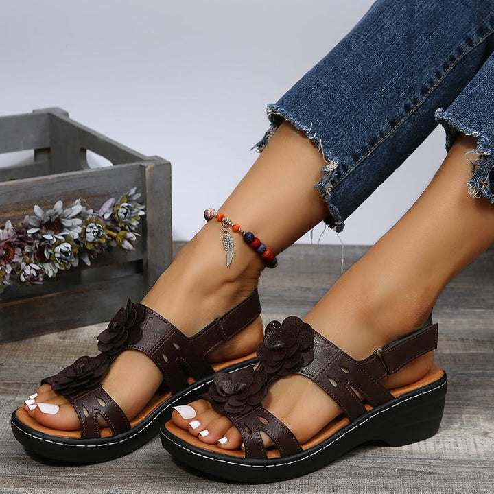 Dames vrijetijdssandalen met ergonomische zool, in het blauw, bruin, rood, zwart, zilver en wit voor optimaal comfort