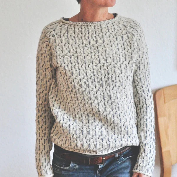 Dames nauwsluitende gebreide trui, zacht materiaal, beige kleur, stijlvol en comfortabel voor elke gelegenheid.