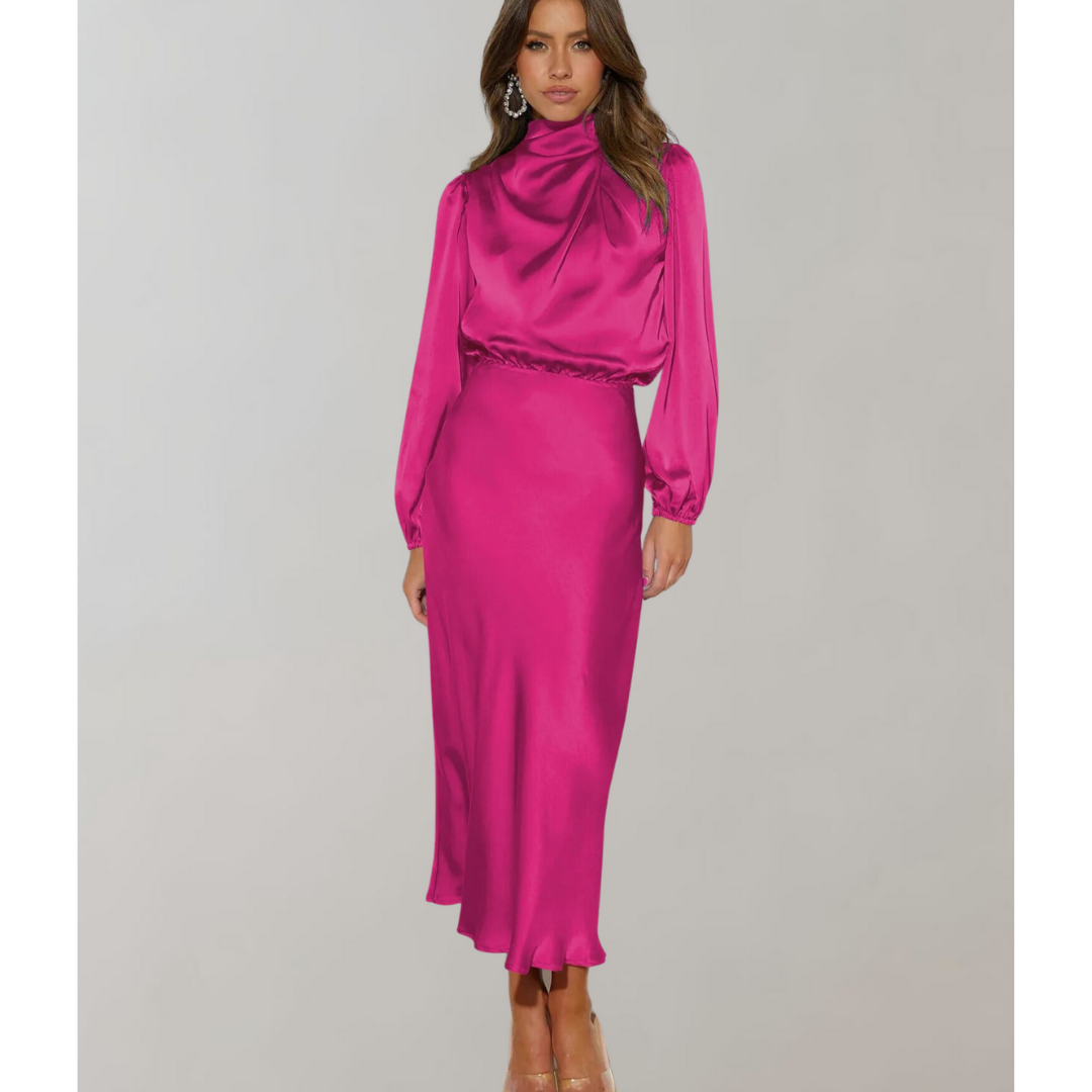 Dames midi-jurk met coltrui en lange mouwen in een elegante zwart-witte look, knielang met een verfijnd silhouet en stijlvolle kraag