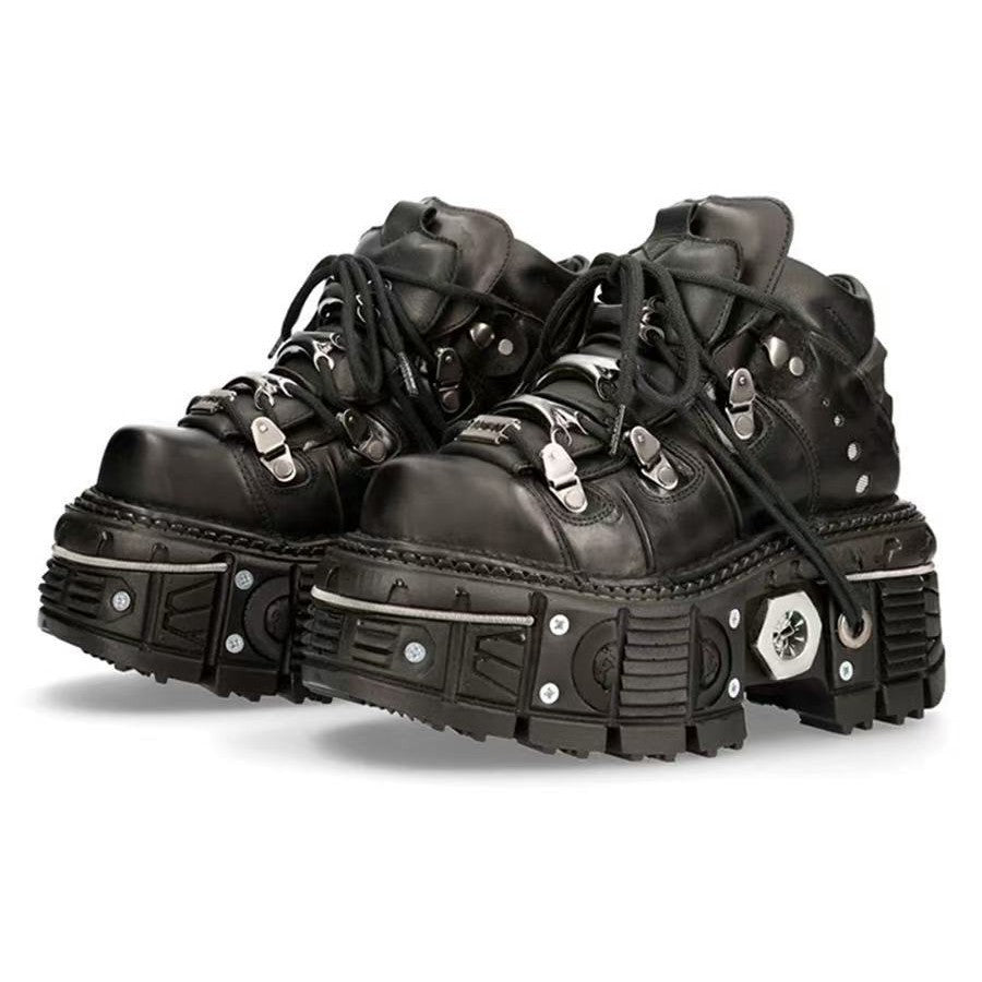 Dames high-top laarzen, robuust leer, rubberen zool, veters, metalen accenten, casual en urban, veelzijdig te gebruiken.