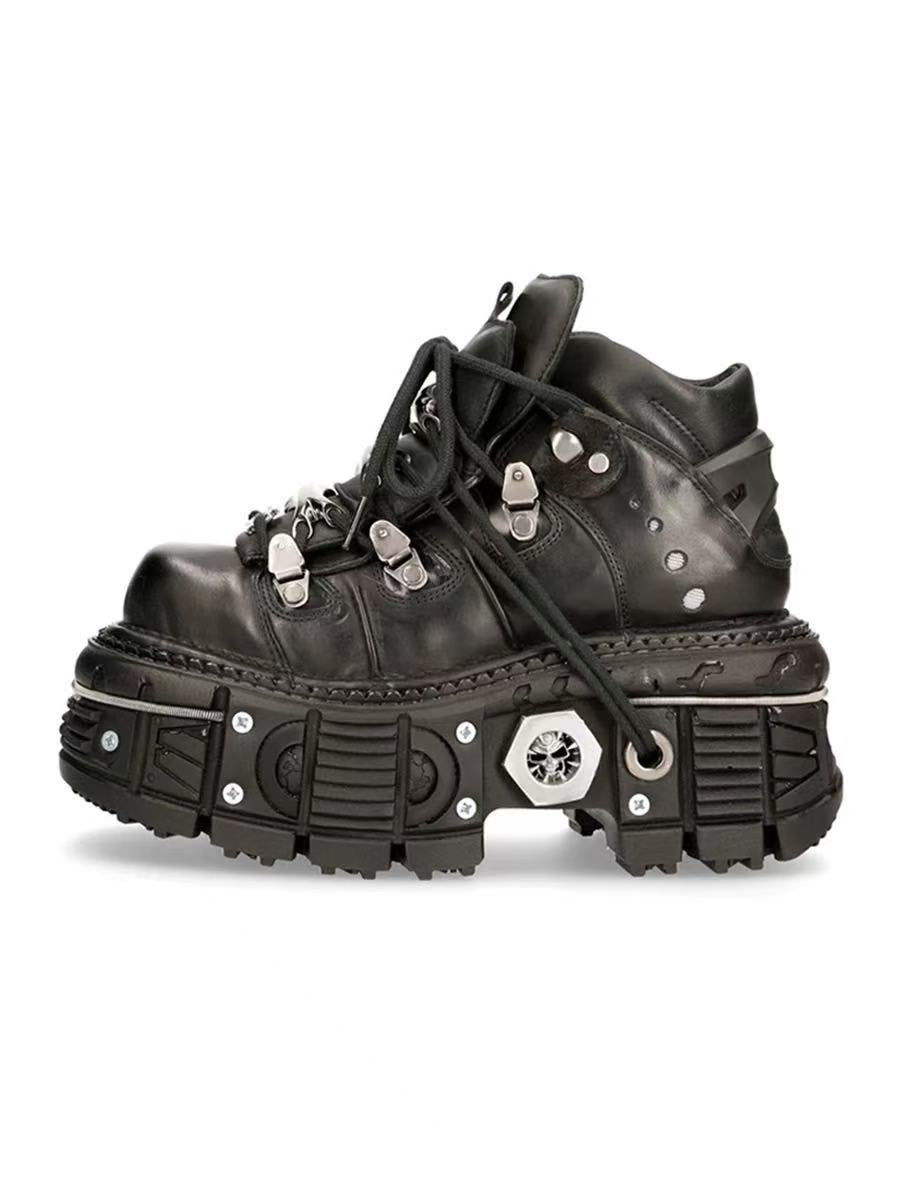 Dames high-top laarzen, robuust leer, rubberen zool, veters, metalen accenten, casual en urban, veelzijdig te gebruiken.