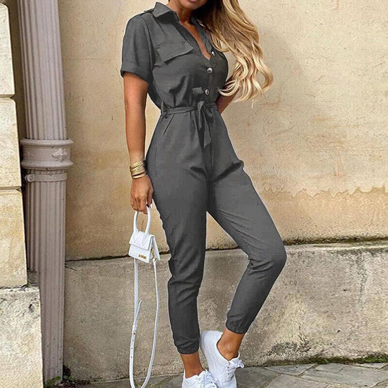 Stijlvolle en veelzijdige damesjumpsuit, gemaakt van ademend materiaal, met een losse pasvorm, ideaal voor chique gelegenheden en vrije tijd.