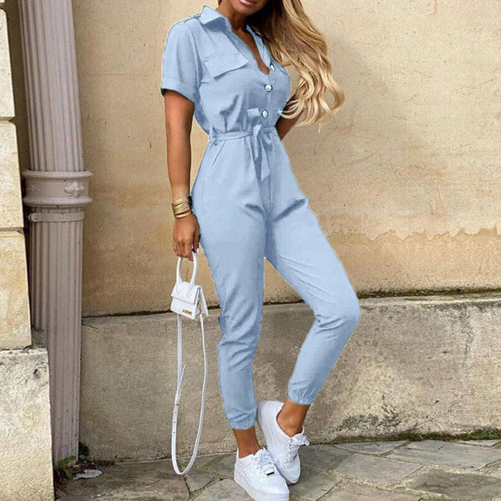 Stijlvolle en veelzijdige damesjumpsuit, gemaakt van ademend materiaal, met een losse pasvorm, ideaal voor chique gelegenheden en vrije tijd.