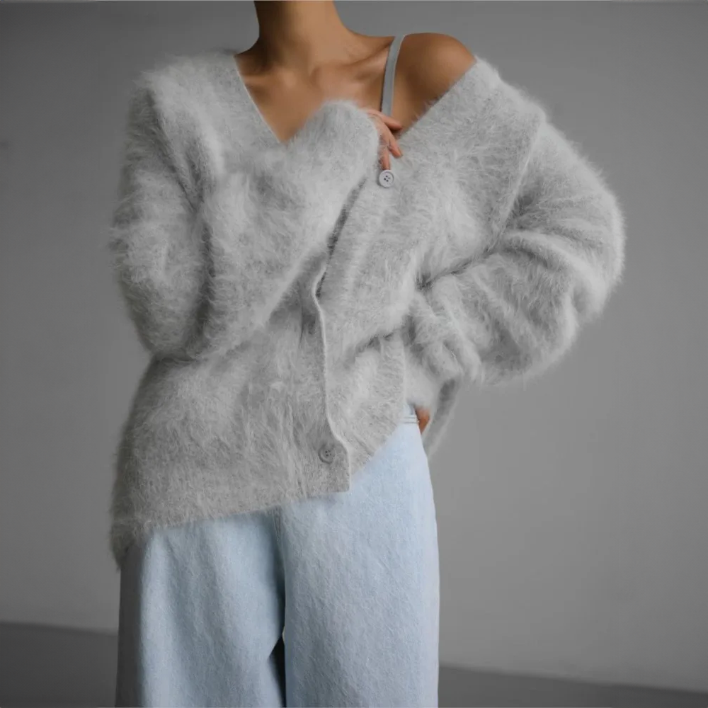 Casuale elegantie met het kasjmier gilet voor dames, verkrijgbaar in diverse kleuren.