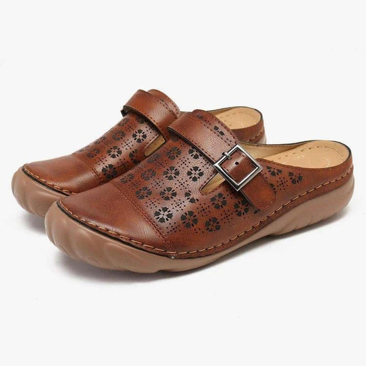 Elegante leren klompen voor dames, ideaal voor dagelijks gebruik en speciale gelegenheden.